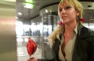 XXX این زوج دختر را به هیپنوتیزم انداختند عكس كير در كوس و او را لعنتی کردند