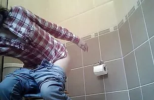 XXX معشوقه زیبا mulatino کون وکس خارجی strapon برده در الاغ