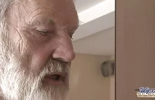 XXX زن و شوهر واقعی که در یک عکس سکسی کوس و کیر دوربین معمولی رابطه جنسی دارند