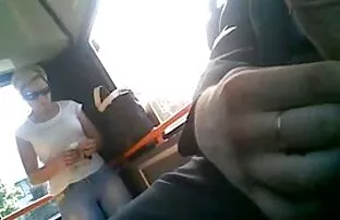 XXX مرد اجازه نداد که بیدمشک او به طور عادی کار کند عكس كير و كس و او را در یک بیدمشک غیرش تراش سخت لعنتی کرد