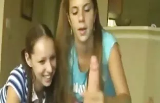 XXX تازه کار ستاره مدرن پورنو یک فیلم خانگی فراموش نشدنی را رقم می زند کیرتوکون باحال