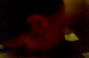 XXX همسر عکس کیرتوکس متحرک همسر خود را با بدن خود ارضا می کند